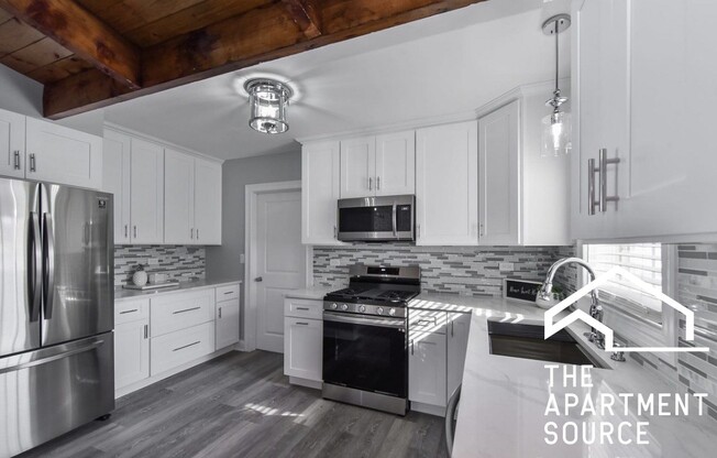 702 HAMMERSCHMIDT AVE