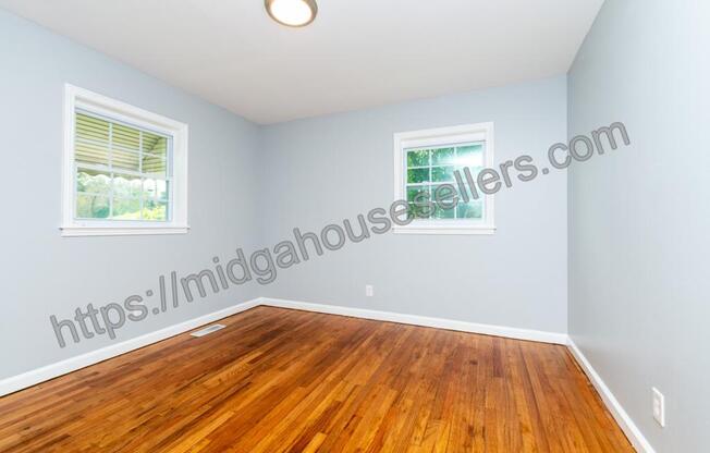 2705 Bob O Link Drive
