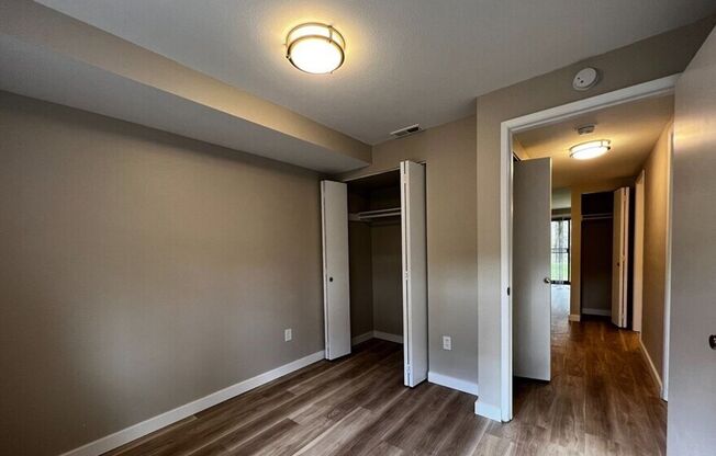 2 beds, 1.5 baths, 933 sqft, $1,865, Unit A01