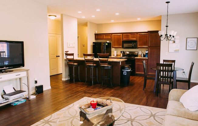 3 bed 3 bath house house Central Springfield