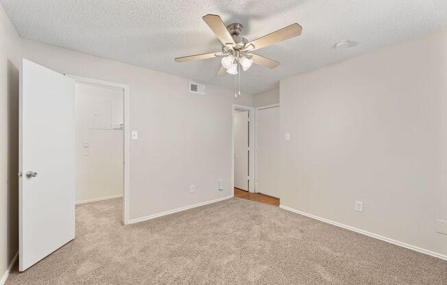 1 bed, 1 bath, 663 sqft, $1,239, Unit 200 Brothers Blvd #4207