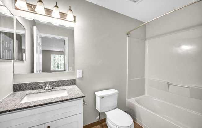 2 beds, 1 bath, 1,024 sqft, $2,245, Unit 10-19