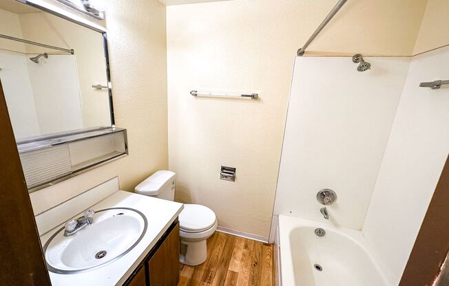 Studio, 1 bath, 456 sqft, $1,695, Unit 1071-06