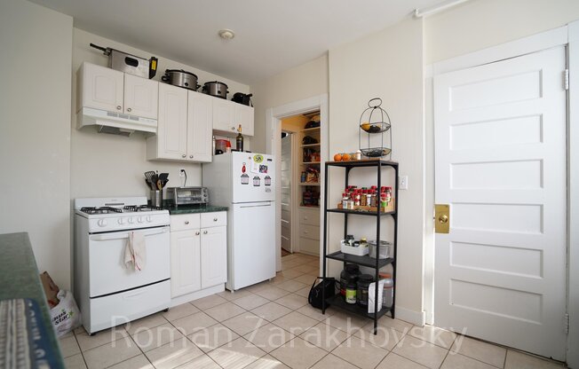 5 ASHFORD CT