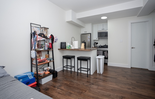 319 S 10th St Unit 234