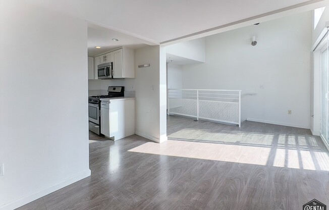 4980 S CENTINELA AVE