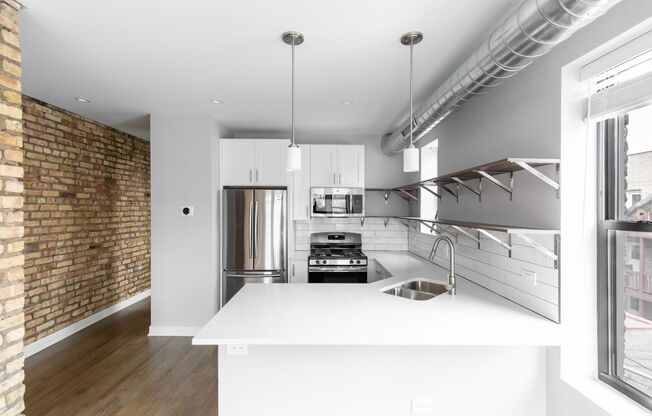 2 beds, 2 baths, 750 sqft, $3,145, Unit 1108-3