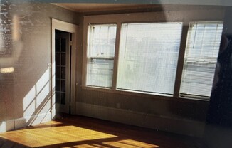 170 WAVERLEY AVE
