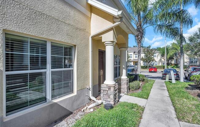 10947 KEYS GATE DR