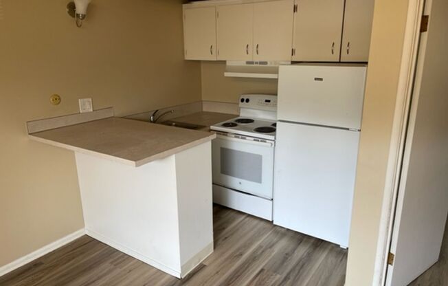 1 bed, 1 bath, 600 sqft, $1,195, Unit 05