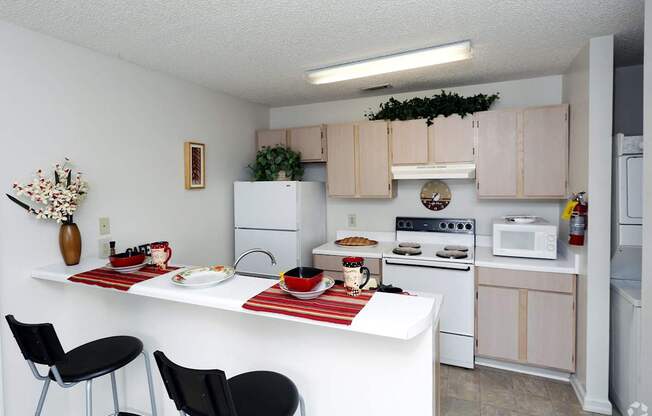 Seasons Apartments