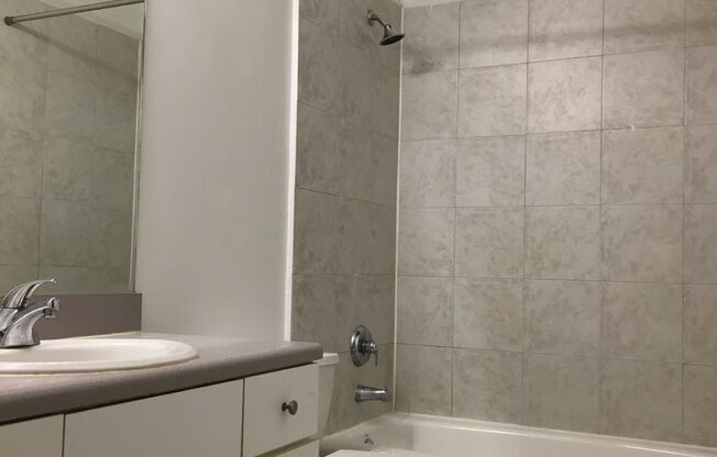 Studio, 1 bath, 700 sqft, $1,535, Unit A-203