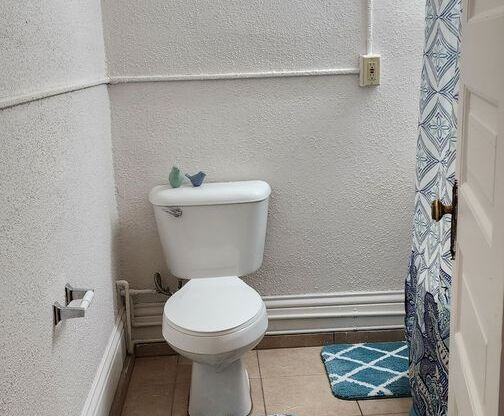 Studio, 1 bath, 195 sqft, $470, Unit 213