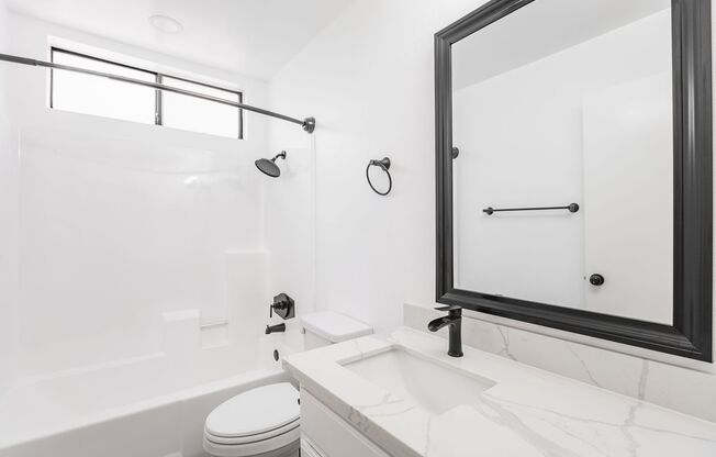 2 beds, 2 baths, 1,250 sqft, $2,598, Unit 18