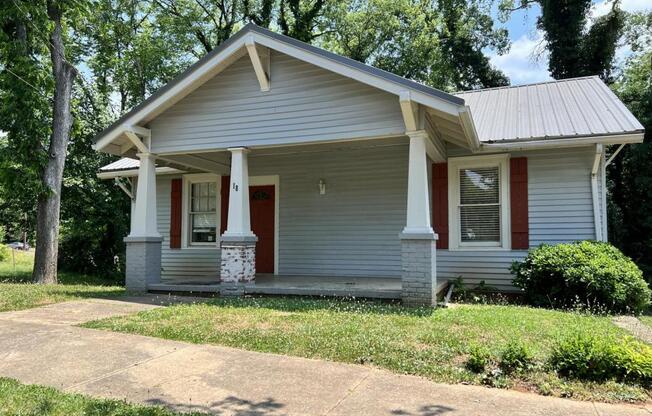 18 E 10 ST