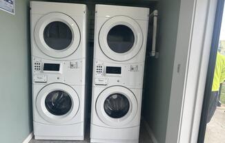 1 bed, 1 bath, 800 sqft, $850
