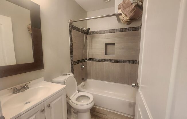 1 bed, 1 bath, $1,450, Unit 2