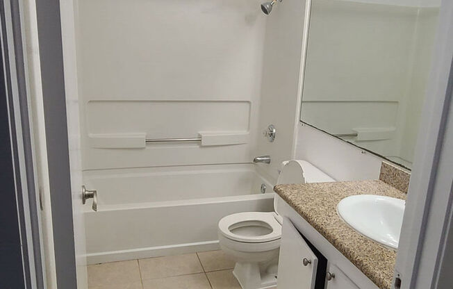 2 beds, 2 baths, 840 sqft, $2,049