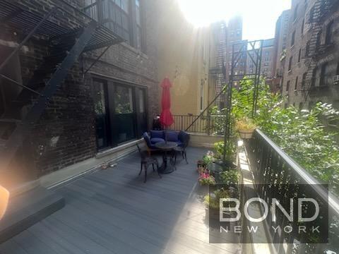 324 W 84th St #93