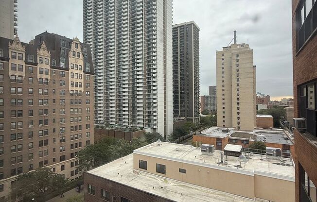 Available studio close to lake and transportation