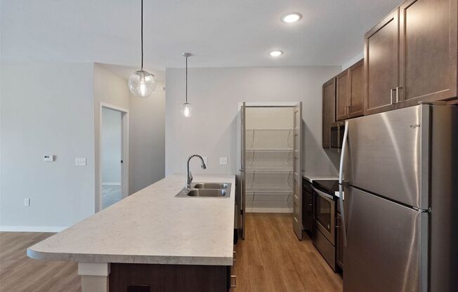 2 beds, 2 baths, 1,064 sqft, $1,275, Unit 214