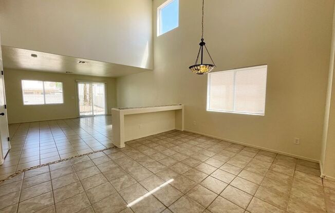 1018 CLIFFBROOK HEDGE AVE