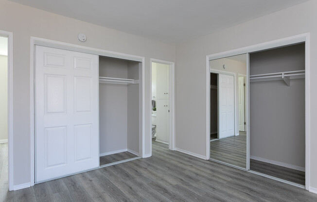 Studio, 1 bath, 444 sqft, $1,550, Unit 28
