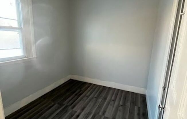 2903 -2905 W Pierce St.