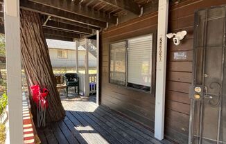 2 beds, 1 bath, $1,900, Unit Merritt - 24030 Pioneer Camp Road