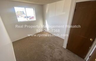 2 beds, 1 bath, 720 sqft, $1,199, Unit # 4