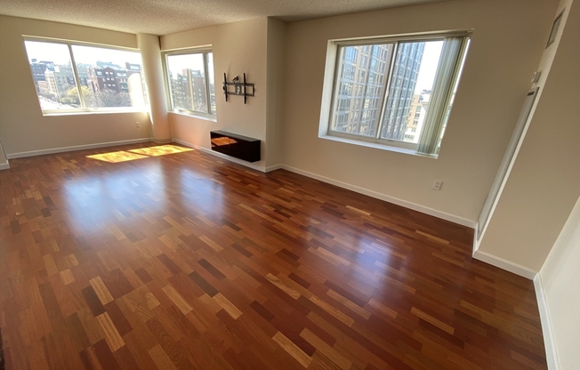 2 beds, 2 baths, 1,067 sqft, $3,850, Unit 809