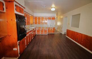 3 beds, 2 baths, $1,695