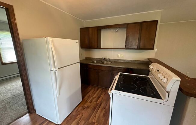 1 bed, 1 bath, $775