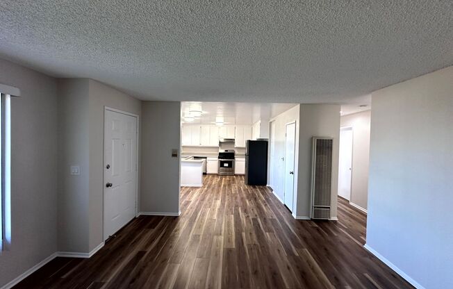 2 beds, 2 baths, $2,295, Unit 302