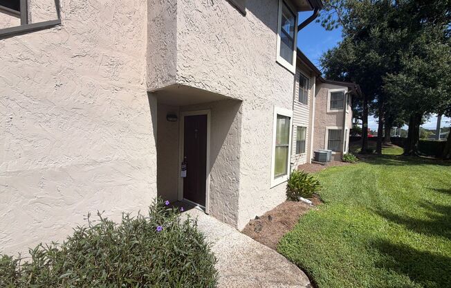 A Roomy 2BR/2BA Retreat in Winter Park