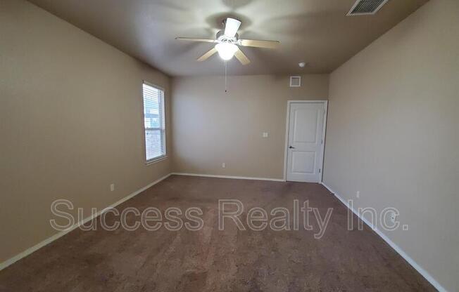 3 beds, 2 baths, 1,548 sqft, $1,650