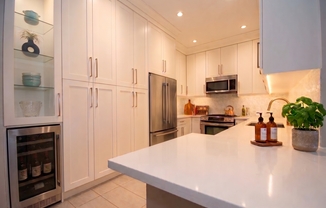 30 W 86 ST