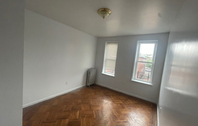 345 E 54 ST
