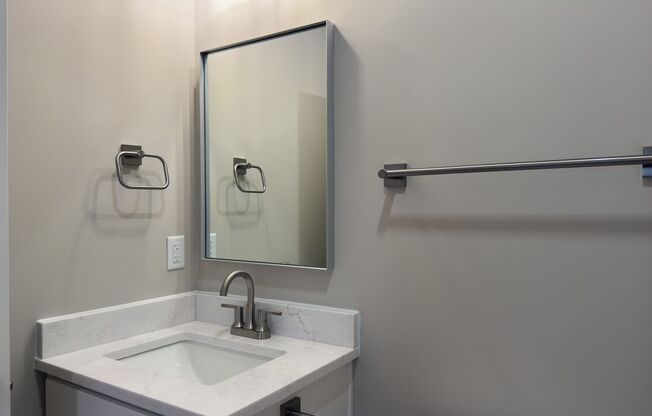 2 beds, 2 baths, 1,300 sqft, $3,199