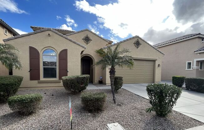 4 Bedroom Home with Loft in Stonefield Community Near W Germann Rd and S Dobson Rd.