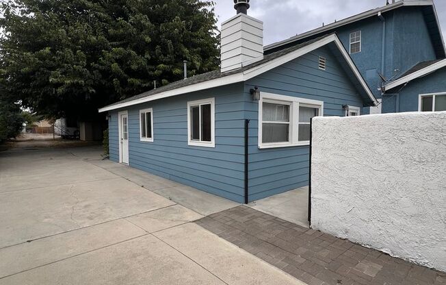 Studio unit with large patio yard