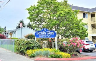 Everett Condo Near Boeing / Bonus 1/2 off 1st Month Rent!