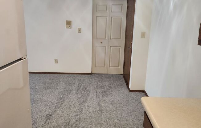 Whytecliffe Apartments