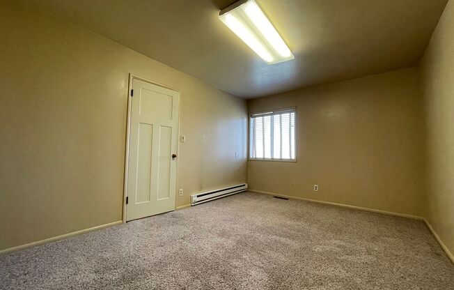 2 beds, 1 bath, $1,675