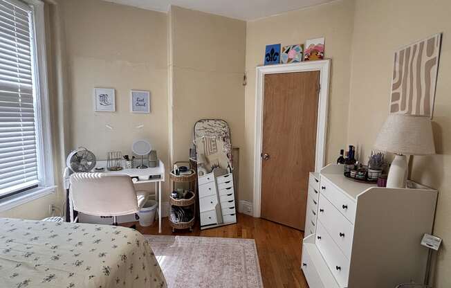 86 Hammond St
