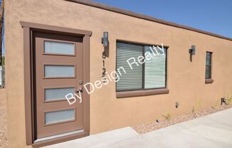 Contemporary 1 Bed 1 Bath with Beautiful Finishes, Private Yard & Off-Street Parking