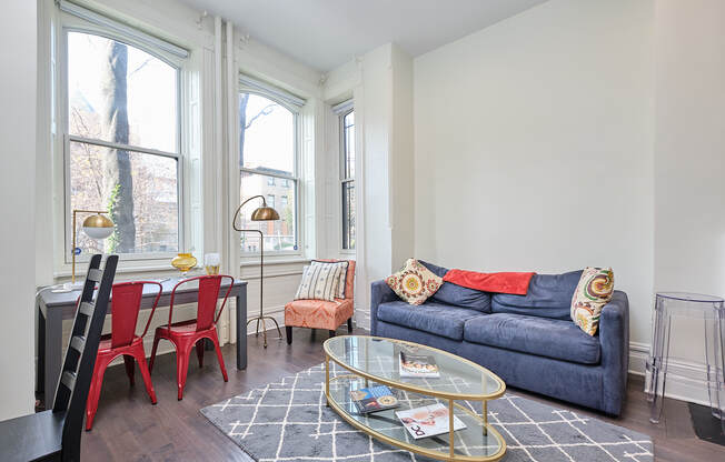 1803 19 ST NW