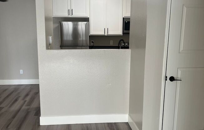 1 bed, 1 bath, 714 sqft, $1,795, Unit 064