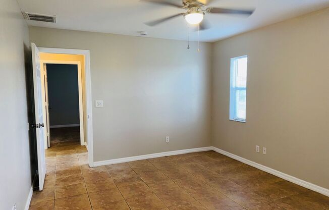 Experience this Cape Coral 3 bedroom 2 bath corner duplex with 1 car garage and screened in lanai.