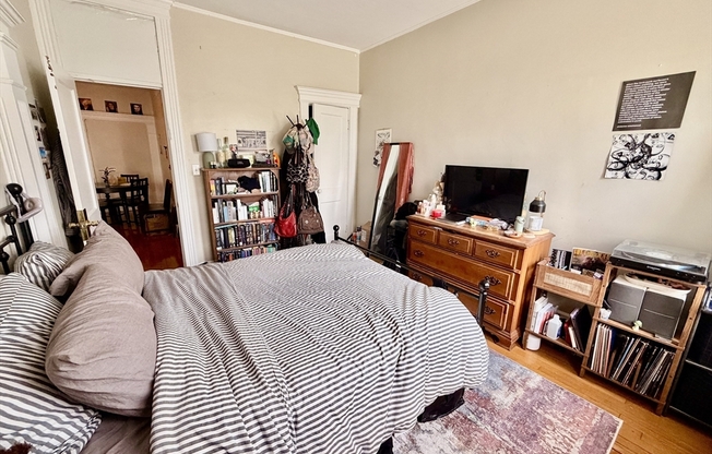 1721 Commonwealth Ave